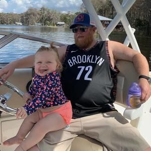 Meet your Posher, Casey